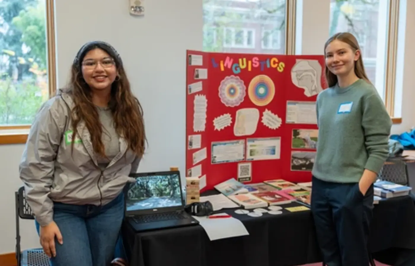 Alexa Gomez Silva and Amelie Voutilainen at the World Languages and Culture Fair in 2024